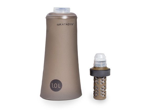 An ultralight and fast water purifier which filter with a flow rate of up to 1L/min. This purifier removes viruses, bacteria and cysts.