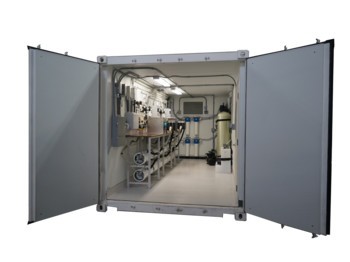 The LB 20,000 Container is contained within a standard shipping container, pre-plumbed and tested with all components. The Pearson
Pump™ is a breakthrough in pu